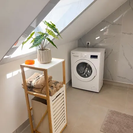 Apartment Iza56 *